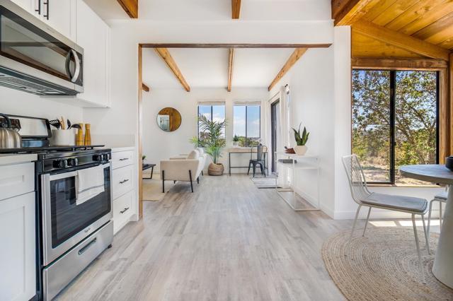 3854 56 Via Del Mar, San Diego CA: https://media.crmls.org/mediaz/30412746-9515-4294-8fa7-6440d99e77de.jpg