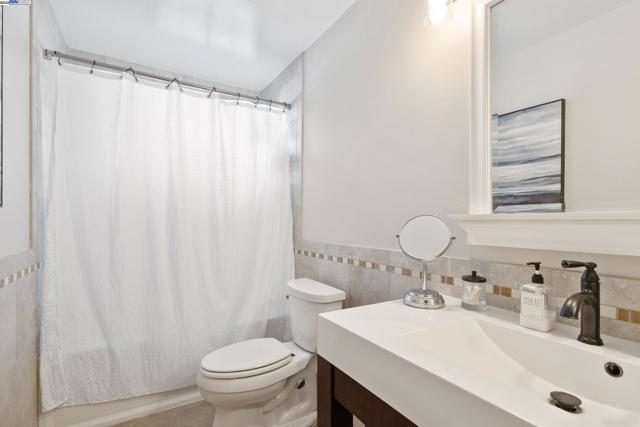 166 Ramona Rd, Danville CA: https://media.crmls.org/mediaz/3041af21-56da-4147-b90e-2a55474aec5f.jpg