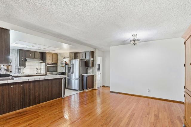 4802 Tampico Way, San Jose CA: https://media.crmls.org/mediaz/3041b6d5-3175-4a55-9e4e-8cb49703e870.jpg