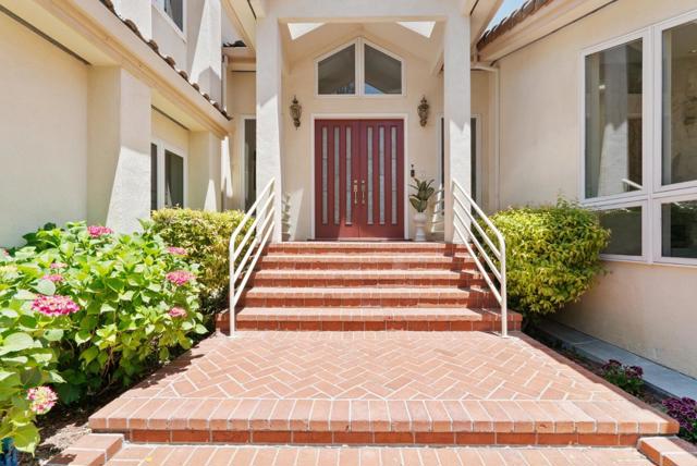 29 Kite Hill Road, Santa Cruz CA: https://media.crmls.org/mediaz/3042a4ba-8454-4459-a079-303765f1a9ba.jpg