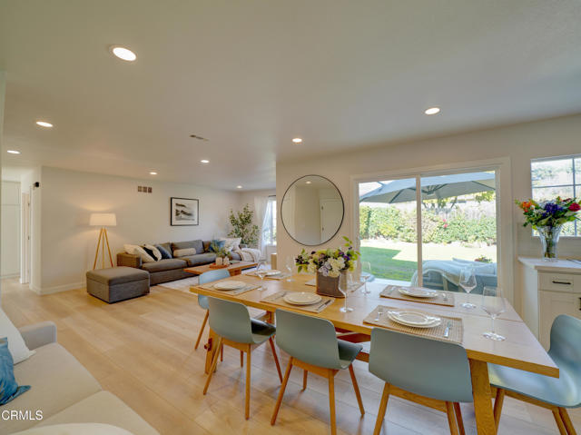 Detail Gallery Image 18 of 37 For 29047 Ironwood Ln, Saugus,  CA 91390 - 3 Beds | 3/1 Baths