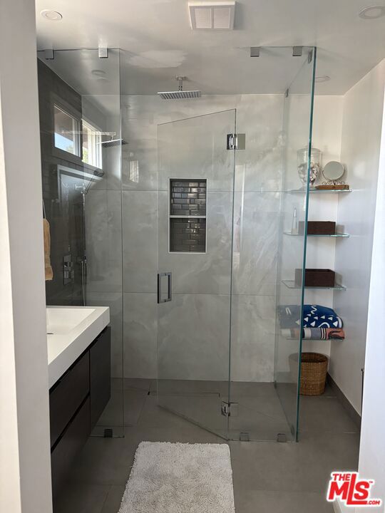 22491 Domingo Road, Woodland Hills CA: https://media.crmls.org/mediaz/3044fb9b-dd7d-4626-82bb-4c5f55b9a02f.jpg