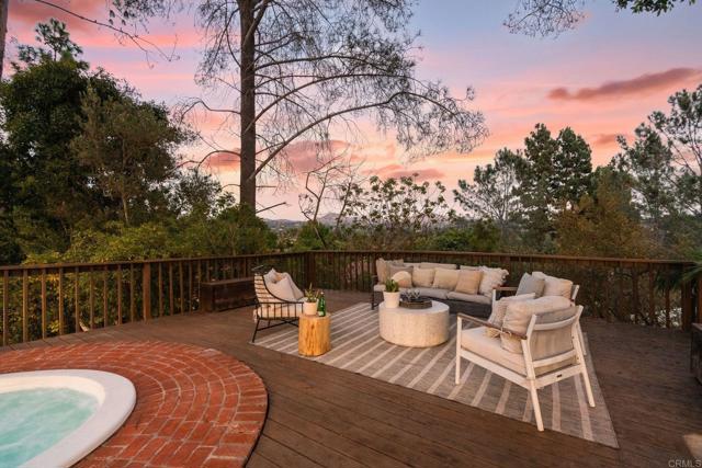 603 Sereno View Road, Encinitas CA: https://media.crmls.org/mediaz/30460f4d-932d-4f07-9c2e-68fb3a9b9e84.jpg