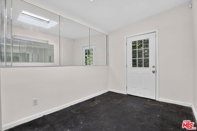 6609 Whitley Terrace photo 43