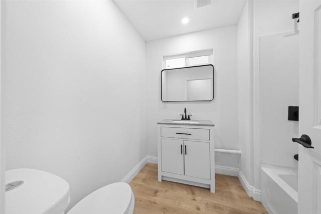 Detail Gallery Image 12 of 17 For 8968 Winter Gardens Blvd #4,  Lakeside,  CA 92040 - 3 Beds | 2 Baths