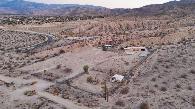67601 Pierson Boulevard, Desert Hot Springs CA: https://media.crmls.org/mediaz/3046e761-ab15-4300-aed5-7e1381fdb3b7.jpg