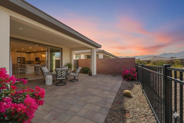 51575 Whiptail Drive, Indio CA: https://media.crmls.org/mediaz/30477839-0f5d-4a25-b1e2-a4cec6b5a876.jpg