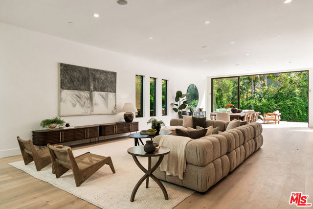 Drew Fenton | 1185 Mcclellan Drive Los Angeles CA | MLS: 7420887