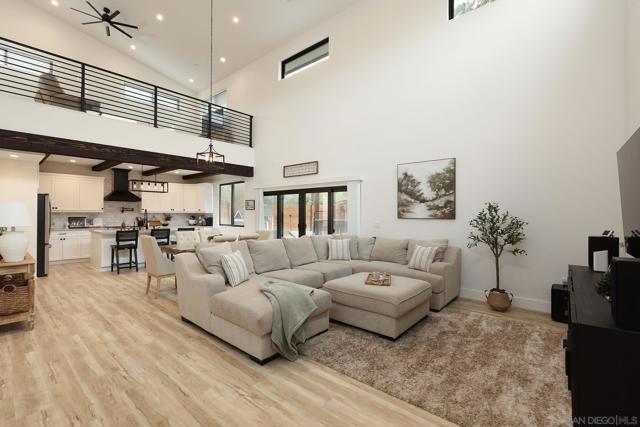 1686 88 Gecko Road, Vista CA: https://media.crmls.org/mediaz/3048a4c6-4789-493c-bacf-d749212ccbf8.jpg