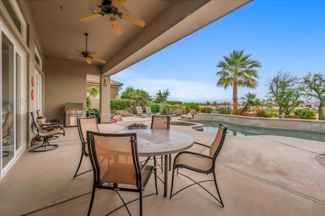 81650 Tiburon Drive, La Quinta CA: https://media.crmls.org/mediaz/3049314e-9c99-41da-833f-4947778d3376.jpg