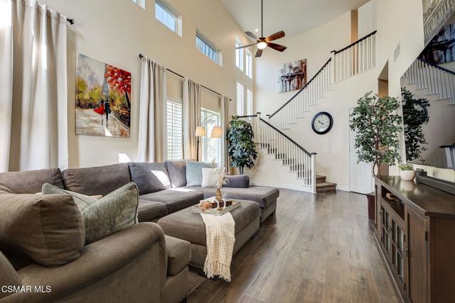 28097 Promontory Lane, Valencia CA: https://media.crmls.org/mediaz/30493a5d-5b63-4c78-bc9f-2a15938518f9.jpg
