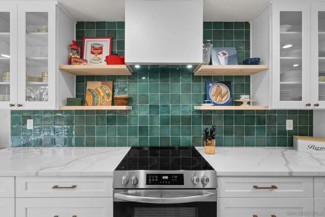 5632 Lone Star Drive, San Diego CA: https://media.crmls.org/mediaz/304ad210-72cb-41e2-81ae-1ad9d089d1de.jpg