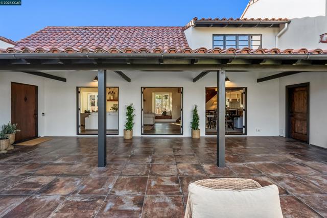 Image 11 of 54 For 850 Las Trampas Rd