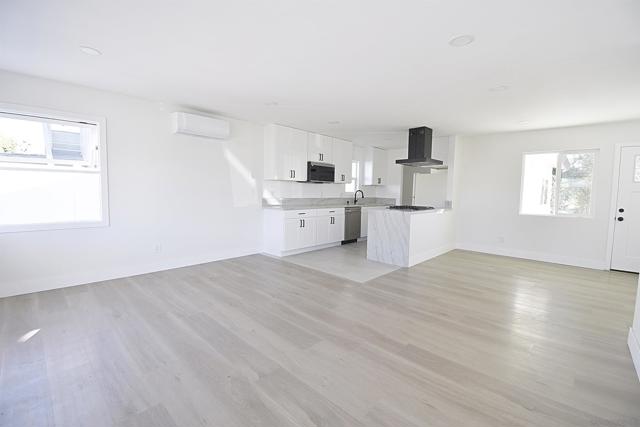 4646 COCONINO WAY, San Diego CA: https://media.crmls.org/mediaz/304c82d2-687c-403e-8a99-ddaeaf465790.jpg