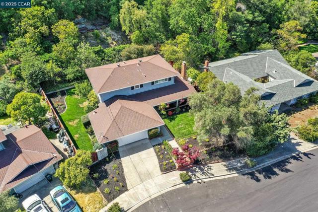 11373 Rampart Dr, Dublin CA: https://media.crmls.org/mediaz/304c9f3e-4be9-4e3c-b066-6299b10ae315.jpg