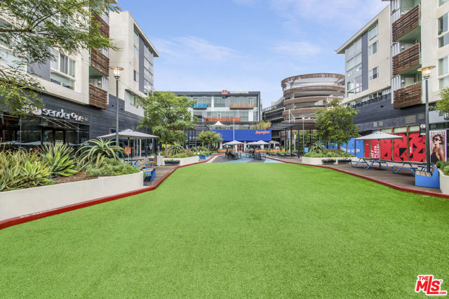 6021 Dawn, Playa Vista CA: https://media.crmls.org/mediaz/304e1ede-f933-4b3d-8e5b-6173a2a01c30.jpg