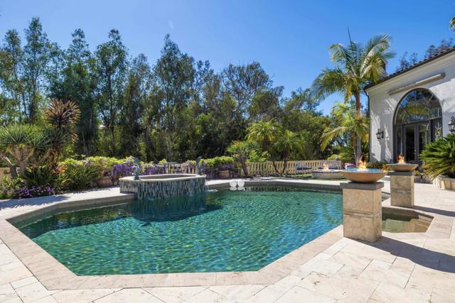 Detail Gallery Image 24 of 34 For 16427 Avenida Cuesta Del Sol, Rancho Santa Fe,  CA 92067 - 5 Beds | 5/1 Baths