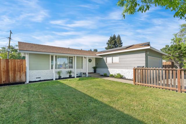 816 Bowen Avenue, Modesto CA: https://media.crmls.org/mediaz/304eb23d-b540-4419-81b6-8bd0a17b1ca4.jpg