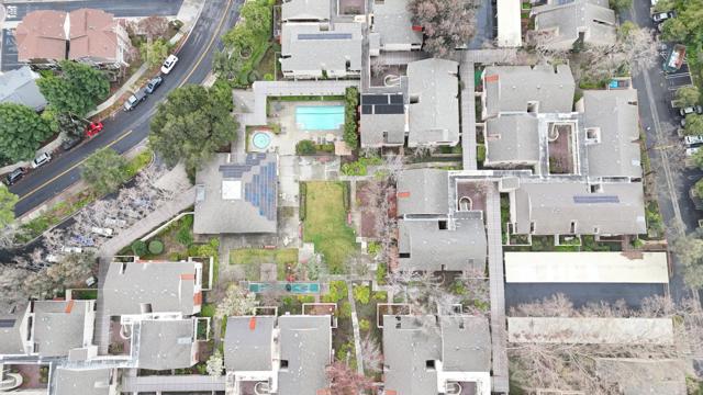 443 Alberto Way, Los Gatos CA: https://media.crmls.org/mediaz/3050182f-459e-47c0-a30b-8876e1ac6e1b.jpg