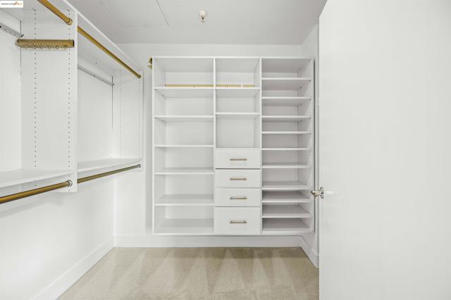 438 W Grand Ave, Oakland CA: https://media.crmls.org/mediaz/305062f2-439c-412b-bf17-5f4f487e72a0.jpg