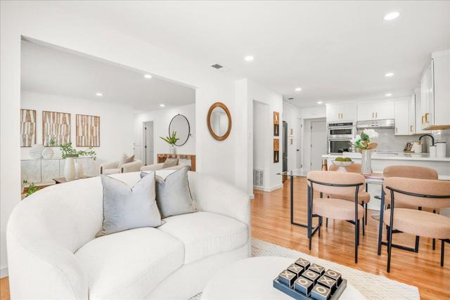 4148 Lemoyne Way, Campbell CA: https://media.crmls.org/mediaz/3051f5af-7a81-4eed-9cc6-925015abdce6.jpg