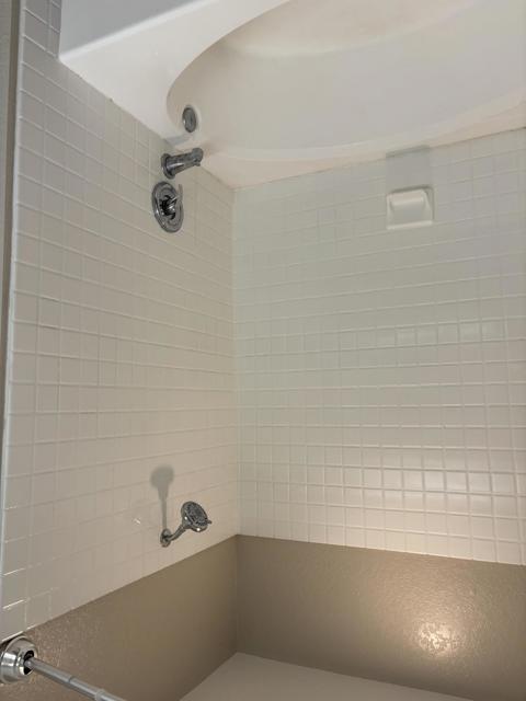 Image 13 of 56 For 76915 Turendot Street