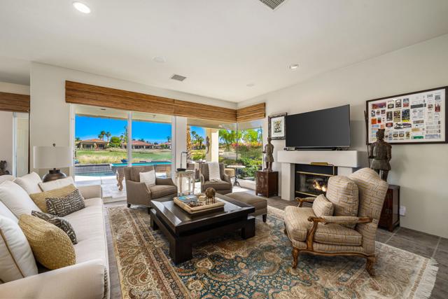 80240 Merion, La Quinta CA: https://media.crmls.org/mediaz/3052651e-0c17-4248-b705-b7038efed680.jpg