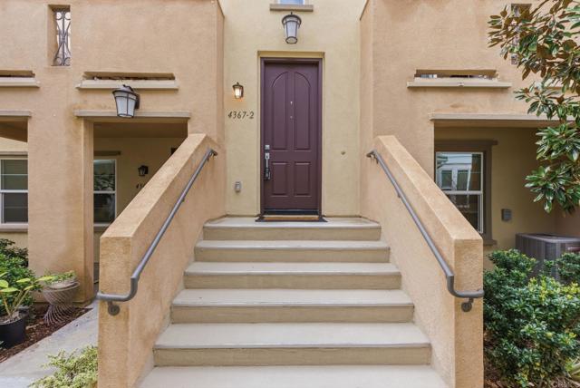 Detail Gallery Image 6 of 37 For 4367 Pacifica Way #2,  Oceanside,  CA 92056 - 3 Beds | 3/1 Baths