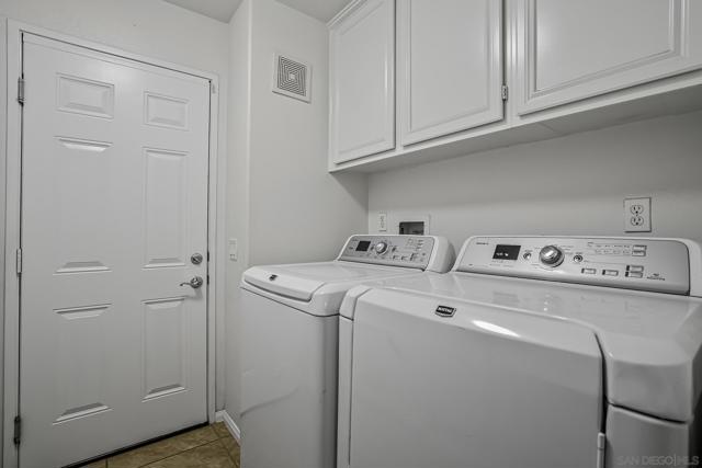 10 Via Montisi, Santee CA: https://media.crmls.org/mediaz/3053176c-6140-4353-9c93-0335ff4aa5a7.jpg