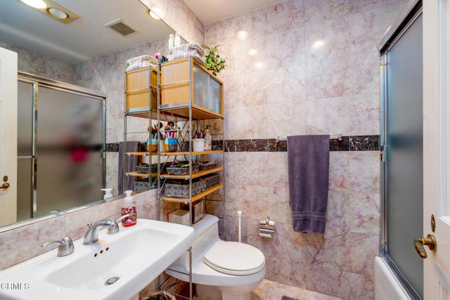 Detail Gallery Image 13 of 33 For 10724 Wilshire Bld #607,  Los Angeles,  CA 90024 - 3 Beds | 4 Baths