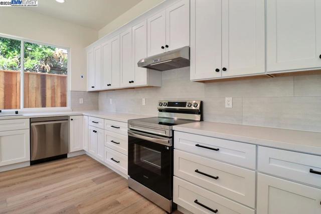 5232 Henderson Ct, Antioch CA: https://media.crmls.org/mediaz/3053a3da-56f0-4cb7-ac7a-77a8158e02c8.jpg