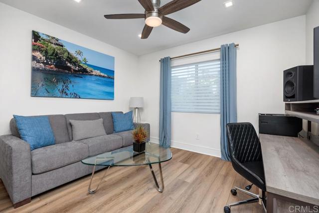 105 Mangano Circle, Encinitas CA: https://media.crmls.org/mediaz/3054560e-5ffb-46c7-a25f-00862d5592f5.jpg