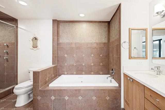 420 Esplanade, Redondo Beach CA: https://media.crmls.org/mediaz/30550283-aad6-4495-95a4-fc7219d406e1.jpg