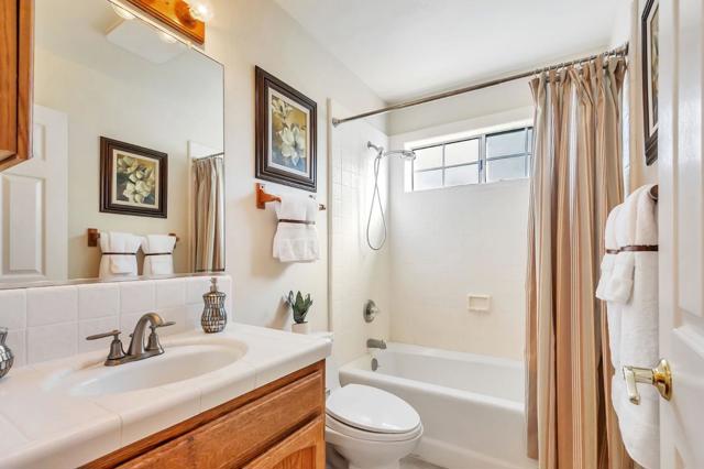 143 Viki Court, Scotts Valley CA: https://media.crmls.org/mediaz/30557ebd-75f4-4667-9618-a417ba5c97e0.jpg