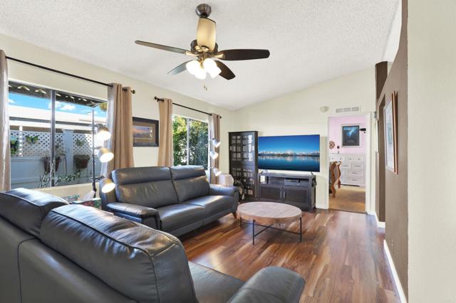 Front Image Thumbnail for CRNDP2510975