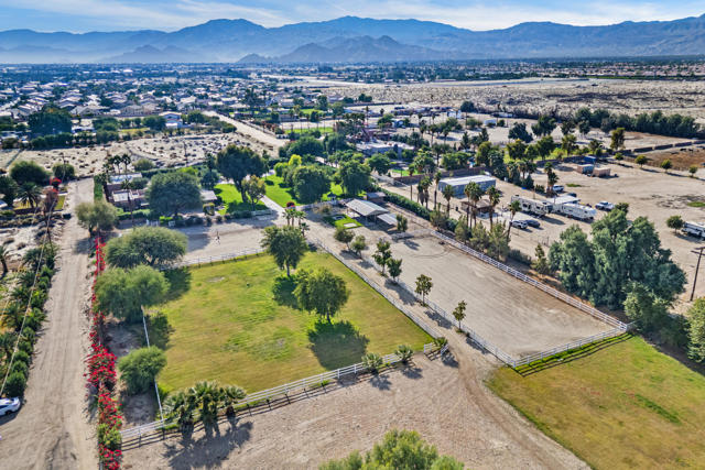 36706 Dune Palms Road, Indio CA: https://media.crmls.org/mediaz/30562ef4-1e31-4b1f-82cf-356684a0f0bc.jpg