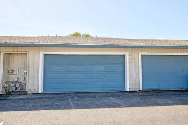 4210 Comet Circle, Union City CA: https://media.crmls.org/mediaz/30569a57-7041-44e2-bd92-1adad601cc45.jpg