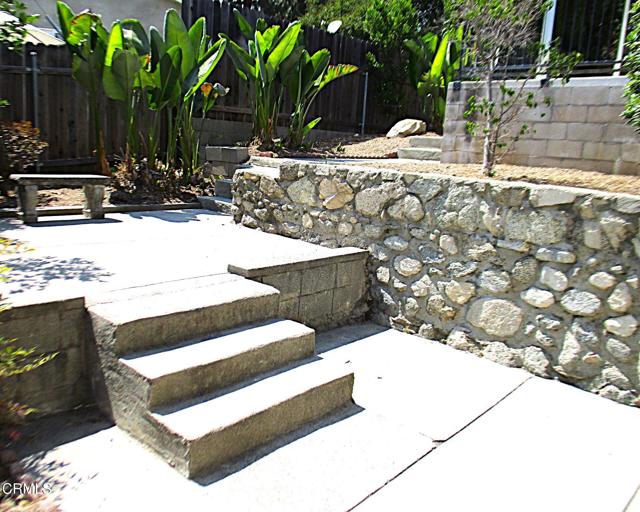 1935 Oakwood Avenue, Sierra Madre CA: https://media.crmls.org/mediaz/30573564-864a-4b55-97be-c0ccf1b89925.jpg