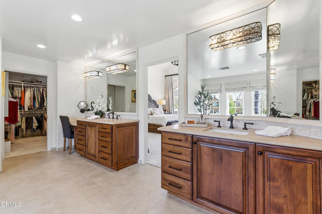 Detail Gallery Image 35 of 75 For 2296 Applewood Ln, Camarillo,  CA 93012 - 5 Beds | 4/1 Baths