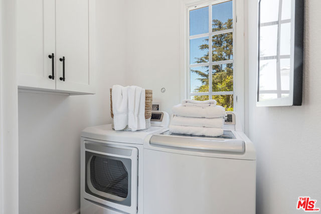11797 CHAPARAL Street, Los Angeles CA: https://media.crmls.org/mediaz/3058c7b6-48b1-45e5-af04-8806a2f7a76c.jpg