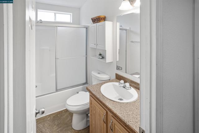55 PACIFICA AVE, Bay Point CA: https://media.crmls.org/mediaz/30591442-a885-4d53-b9b2-b391ee1bec0d.jpg