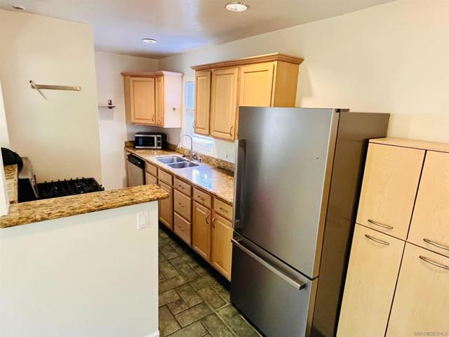 4130 Oregon St, San Diego CA: https://media.crmls.org/mediaz/30594625-7924-4cb1-b976-20c60836fd61.jpg