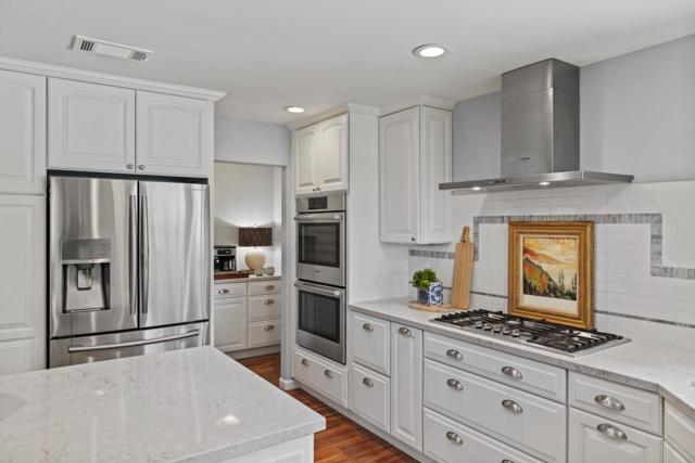 867 Grove Street, Monterey CA: https://media.crmls.org/mediaz/305988b8-0f0e-4ae3-90a6-76ee730bd030.jpg
