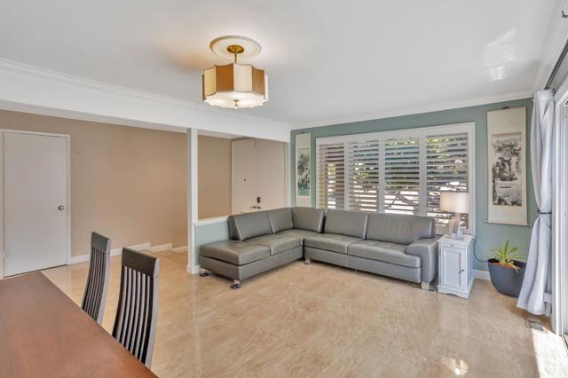7179 Via Maria, San Jose CA: https://media.crmls.org/mediaz/305a6a16-f9b1-4910-a50c-5d2ea74d0e95.jpg