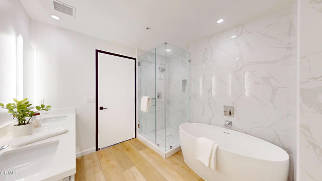 Detail Gallery Image 12 of 24 For 957 Figueroa Ter #308,  Los Angeles,  CA 90012 - 2 Beds | 2/1 Baths