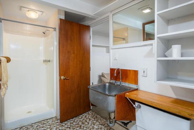 40 Alameda De Las Pulgas, Redwood City CA: https://media.crmls.org/mediaz/305f3aa0-3878-4bd7-ac42-d20266ce6da6.jpg