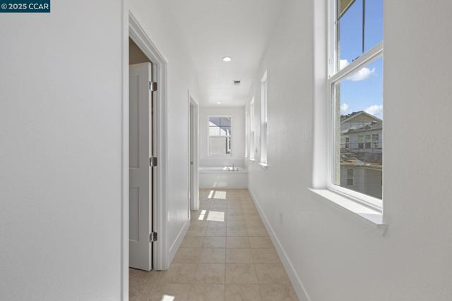 8121 Vessel Way, Sacramento CA: https://media.crmls.org/mediaz/3060aedc-890c-4907-9b08-8a683e3de7da.jpg