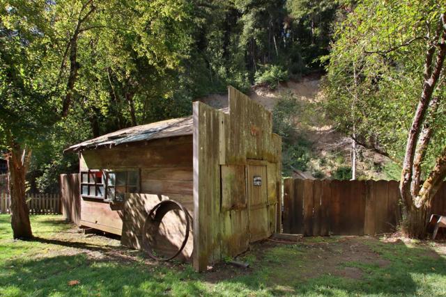 16770 Redwood Lodge Road, Los Gatos CA: https://media.crmls.org/mediaz/3060fe84-03ad-4032-8815-217fd986a015.jpg
