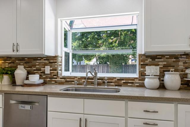 Image 25 of 71 For 1193 Vintner Way