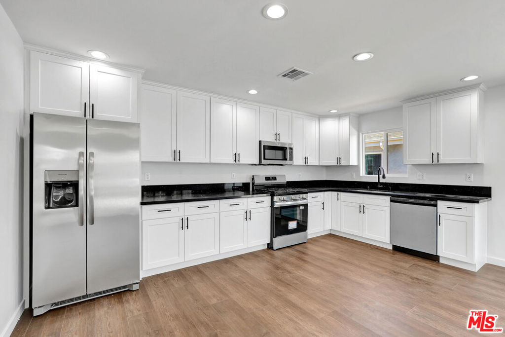 MLS #25572473 image #41